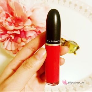 NEW MAC Retro Matt liquid lip color red jade